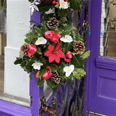 Natural Holly Wreath 